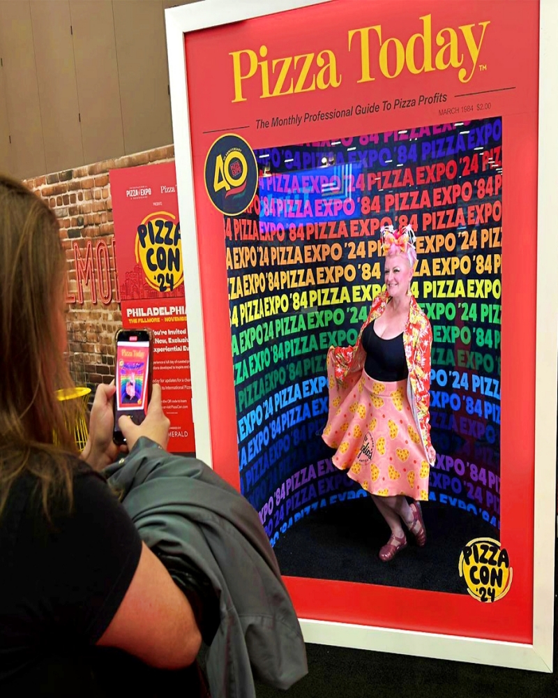 international-pizza-expo-las-vegas-magazine-photo-booth-rental-company